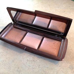 Ambient lighting pallet